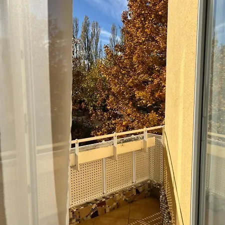 Kleiner Balkon In West *